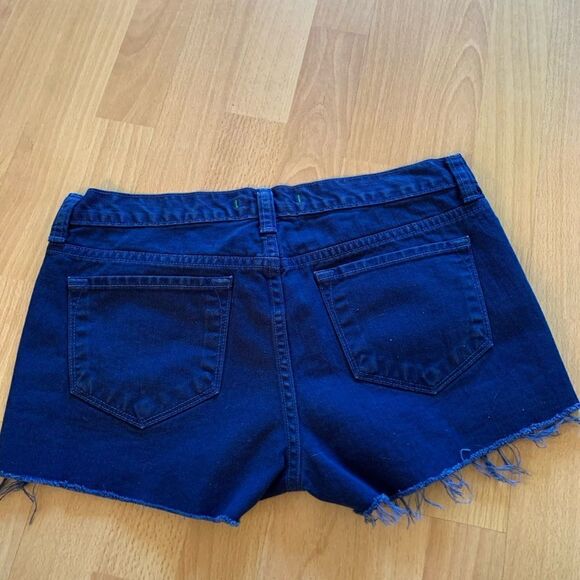 J BRAND DENIM SHORTS - Picture 5 of 8